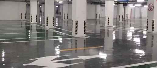 停車位劃線用什么機器？助您打造秩序停車場！