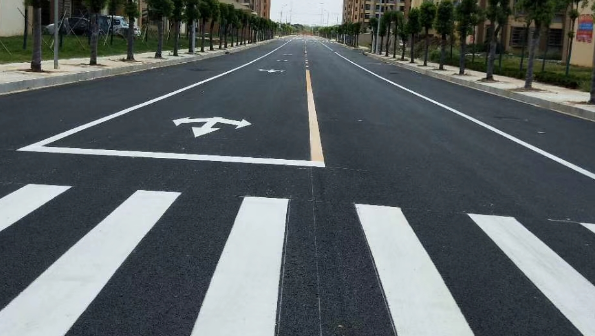 徐州馬路劃線選擇江蘇中穎，專業(yè)助力交通暢行