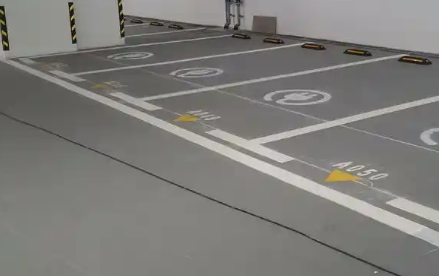 蘇州廠區(qū)停車場劃線，專業(yè)團(tuán)隊(duì)施工